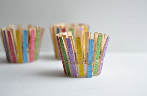 Idea for home flowerpot from clothespins